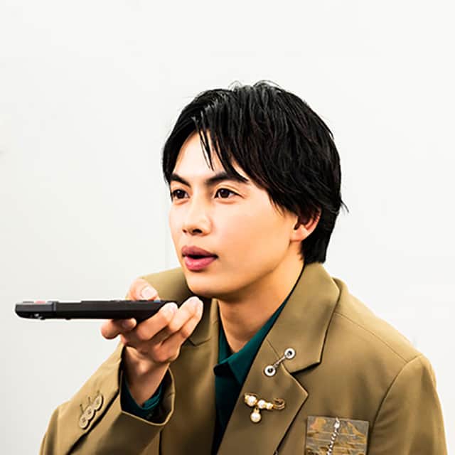 TOSHIBA REGZAのインスタグラム：「. ／ ドラマ大好き！ ONE N’ ONLY・NAOYAがテレビ愛を熱く語る！ 最新テレビの機能に大興奮 ＼  TikTokのフォロワー数は日本人音楽アーティスト1位の460万人超え！ ダンス&ボーカルユニット「ONE N’ ONLY」のNAOYAさん @0406_k.naofficial が、レグザを初めて使ってみた記事が、TVガイドWebに公開されました。 最新テレビに驚くNAOYAさんの様子を、ぜひご覧ください！  https://www.tvguide.or.jp/column/bntw-95/  ＃レグザ #みるコレ #ワンエン」