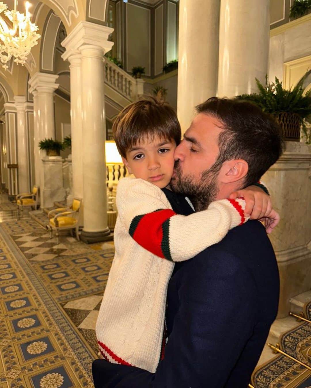 セスク・ファブレガスのインスタグラム：「Happy birthday my very special son 🎂how lucky, blessed and grateful that I have you by my side 💪🏻🙏🏻❤️」