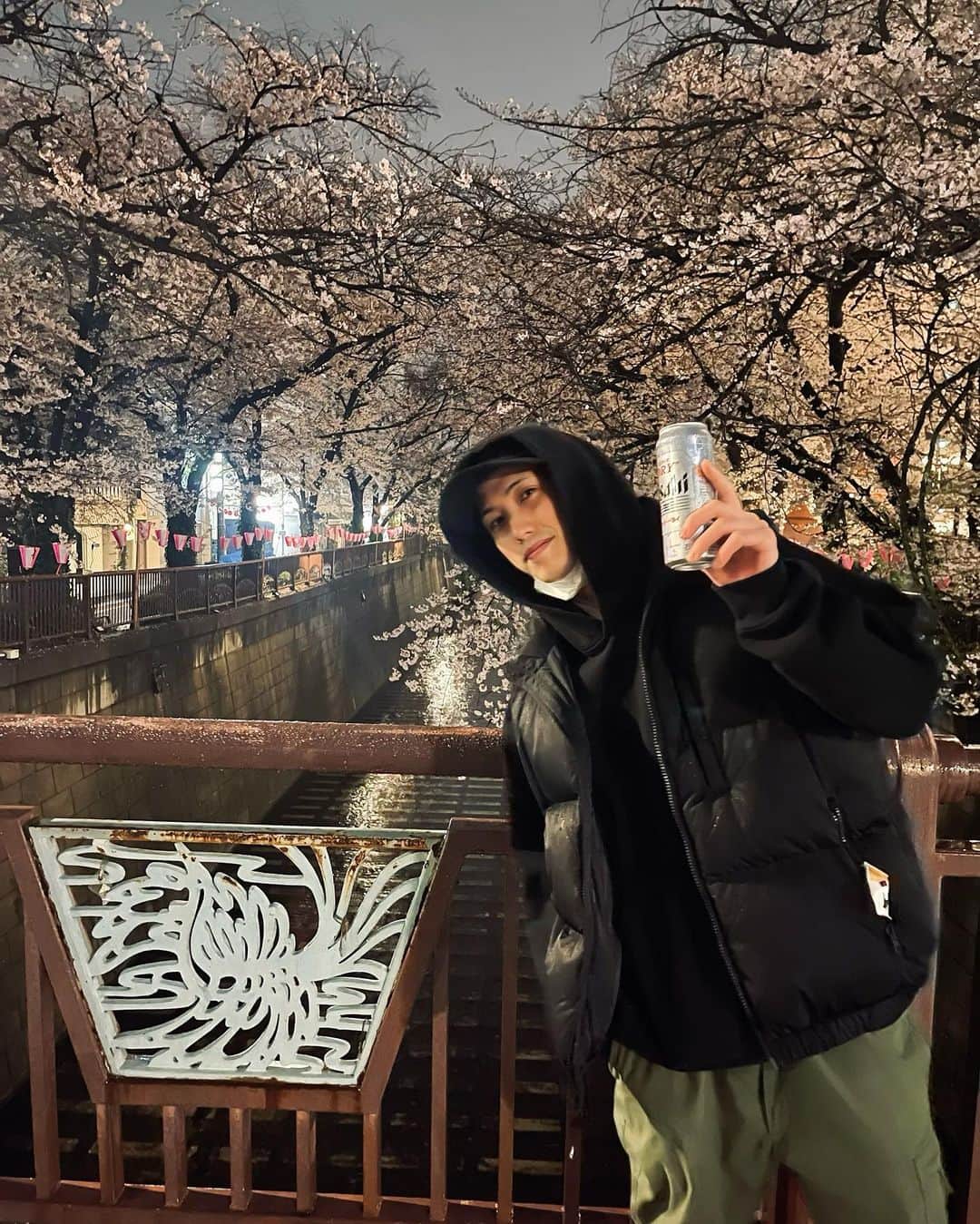 吉川大貴のインスタグラム：「今年も綺麗でした🍻  #中目黒」