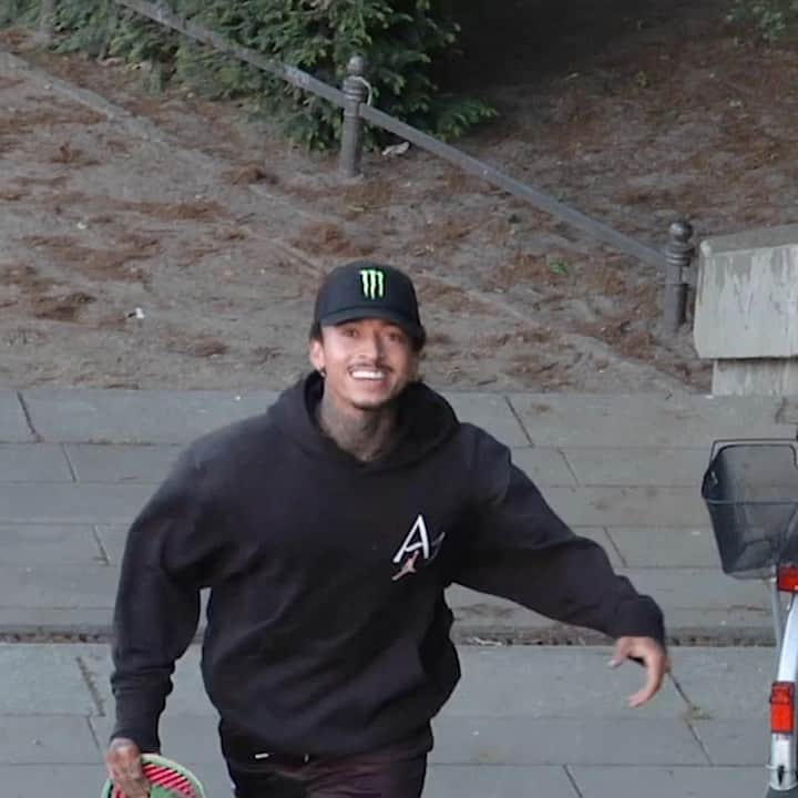 ナイジャ・ヒューストンのインスタグラム：「Went to Germany for 6 days with @monsterenergy last May and ended up filming a little part. Full “Side Mission” vid up now on Thrasher link in bio🇩🇪🔋」