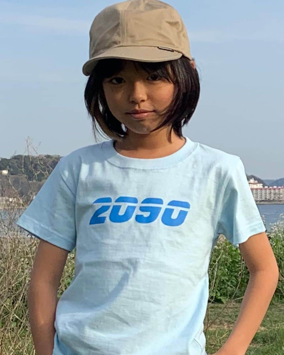 Boseのインスタグラム：「ニューキッズTシャツのモデルやってくれた。 130センチサイズを着た9歳女子。 #スチャダラ2090」