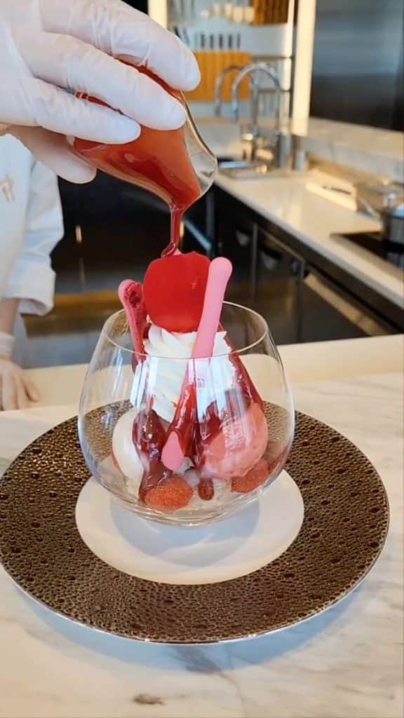 ミスター黒猫（黒猫仙人）のグルメインスタ