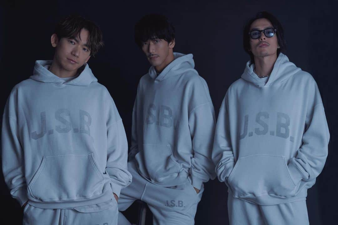 J.S.Bさんのインスタグラム写真 - (J.S.BInstagram)「三代目J SOUL BROTHERS 2023 J.S.B. SUPPORT WEAR COLLECTION at VERTICALGARAGE OSAKA  ■期間 4.8(SAT) - 4.14(FRI)  OPEN 11:00 - 21:00 ADDRESS 〒530 0017 大阪府大阪市北区角田町5 - 15 HEPFIVE 5F ※4月6日(木)18:00 より電子整理券を発券致します。  電子整理券対象日 4月12日(水)、 4月13日(木)、 4月14日(金) ※入店整理券に関してはプロフィールのURL からご確認ください。 https://verticalgarage.jp/jsb_popuposaka  @jsb3_7official @exile_naoto_  @naokikobayashi_works  @jsbryuji_official  @vertical_garage」4月4日 19時02分 - j.s.b._official