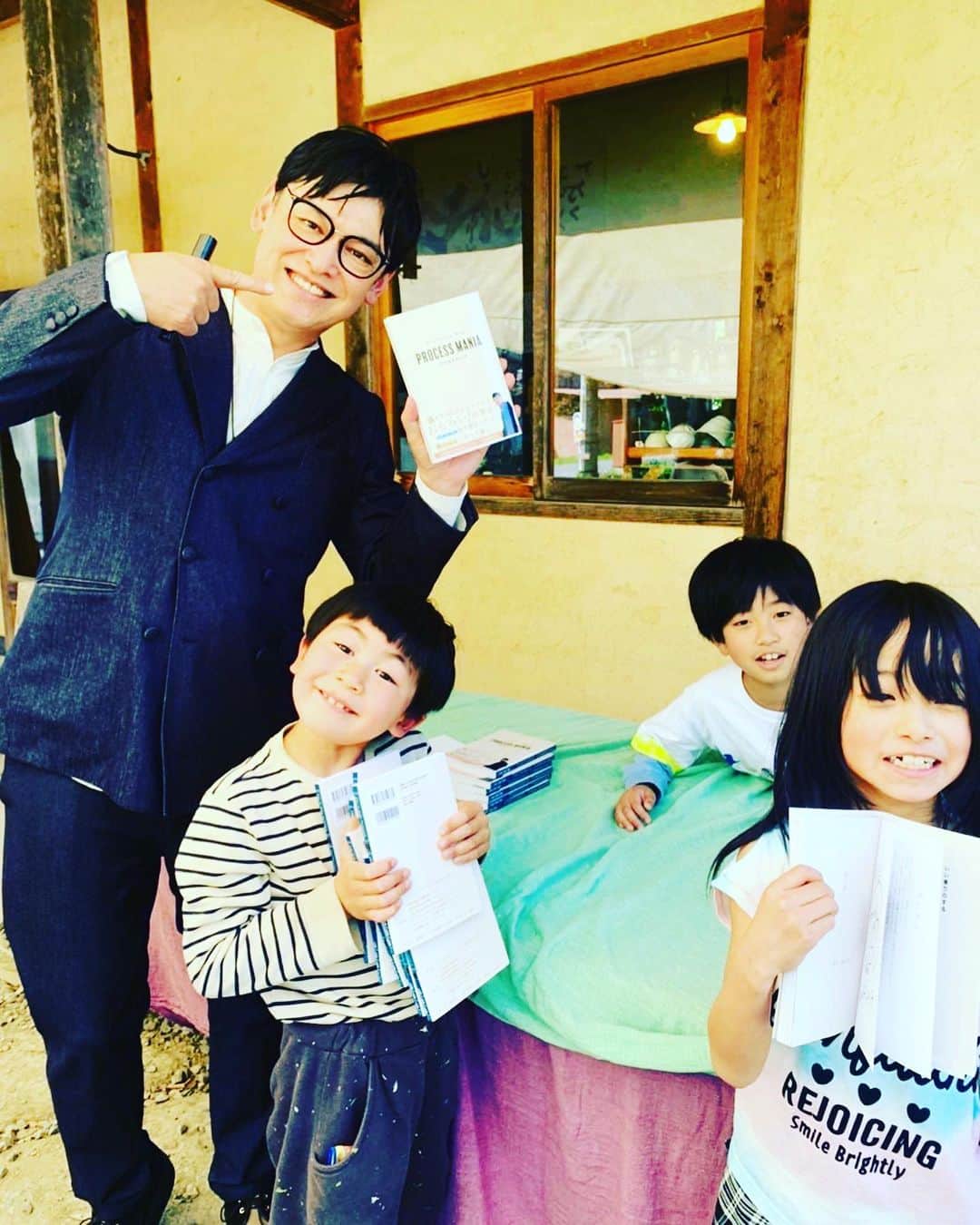 宮田麺児さんのインスタグラム写真 - (宮田麺児Instagram)「素敵なサイン会ありがとうございました。 感謝。」4月4日 19時18分 - miyatamenji