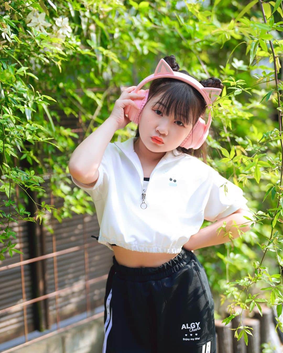 はねまりさんのインスタグラム写真 - (はねまりInstagram)「#algyactive の服👍 うちのファッションに興味がないはねちゃんでもほしいって言われました😊 もちろん言われる前にもう買っちゃった🥰 土曜日ダンスレッスンの時に写真を撮ります🤳  #algy  #はねまり #海外ファッション #海外子供服  #はねまりちゃんねる #ユーチューバー #ファッション #子供服 #小学生 #秋コーデ #hanemari #youtuber #fashion  #js #followｍe  #ootd #韓国子供服 #js3 #今日のコーデ #通学コーデ #スクール #小学生コーデ #女の子ママ #ダンス女子 #春コーデ #ダンスコーデ」4月4日 19時42分 - hanemarisworld