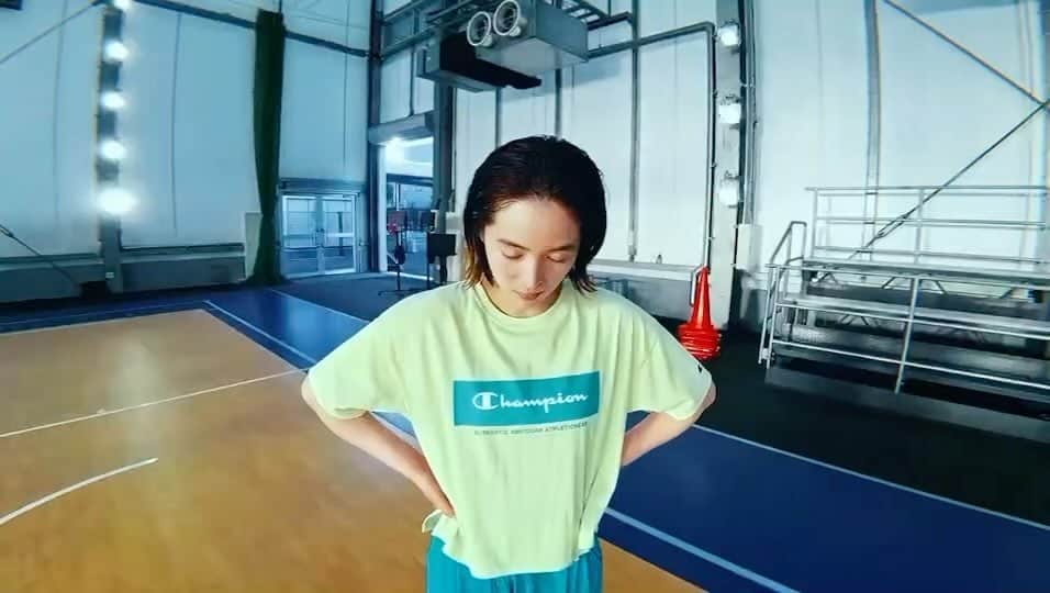清野菜名のインスタグラム：「ワンカットだったのでテイクを 重ねていくにつれて緊張しました☺︎  #BeYourOwnChampion #ChampionJP」