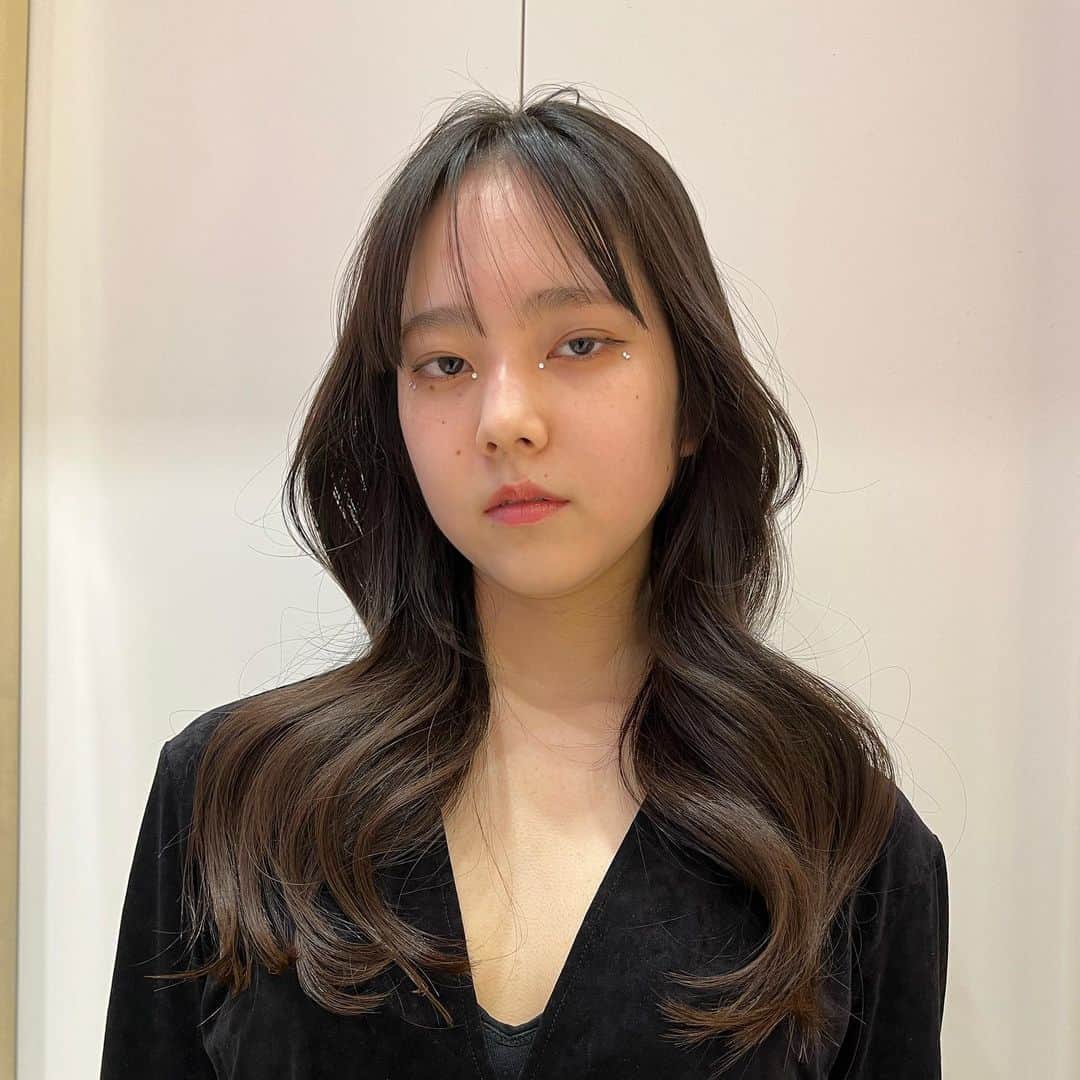 山下萌亜さんのインスタグラム写真 - (山下萌亜Instagram)「. #portrait#portraitphotography#asianactress#portraitmood#06#ヘアスタイル#スタイリング #06년생」4月4日 20時15分 - _8_7__moa