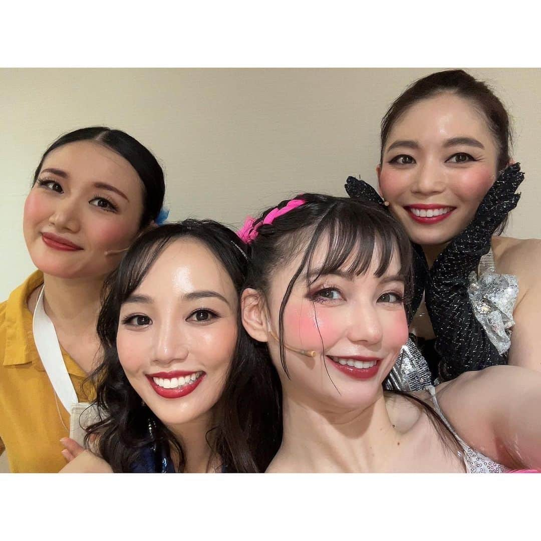 咲妃みゆさんのインスタグラム写真 - (咲妃みゆInstagram)「「シブヤデマタアイマショウ」 ゲスト出演させていただきました♪ ご来場くださった皆々さま、ありがとうございました！ ⁡ 楽しいけれど決してそれだけじゃない。 笑えて、泣けて、考えさせられて…#松尾スズキ さんの創り出すそんな世界が私は大好きだ‼︎‼︎と改めて思いました。キャストの方々もバンドメンバーの方々も多才な方ばかり！とっっっても贅沢なひと時でした✨ ⁡ ソロ曲は「MAMMA MIA！」より”Mamma Mia”を。 私自身大好きなミュージカルなのと、きっとこの曲はご存知のお客様も多くいらっしゃるのではと思い、選曲させていただきました☺️会場の皆さまが一緒に盛り上がってくださりとても嬉しかったです！ ⁡ 今回が初共演の#甲斐翔真 さんとは 「Moulin Rouge The Musical 」より”Come what may “を。今夏本作にご出演なさる甲斐さんとのデュエットだなんて…とても光栄でした🥹甲斐さんからのご提案にとても感謝しています！ そして、以前観劇させていただいて素敵だなと思った「October Sky」の”星を見上げて”をまた甲斐さんの歌声で聴くことができて、、舞台袖で感動しました🚀 ⁡ 今回は嬉しい再会も…💕 ミュージカル「衛生」でご一緒したリズさんとようこさん♡ 「千と千尋の神隠し」でご一緒したさおちゃん♡ 皆さまの大大大活躍ぶりに大興奮でした‼️ いつかまた共演できることを願って頑張ります✨ #エリザベスマリー さん #後東ようこ さん #香月彩里 さん ⁡ 30余年の歴史を持つシアターコクーンは間もなく休館となります。私ほぼ同い年かぁ。様々な作品の観劇に足を運びました。とても好きな劇場でした。最後にこうして舞台に立つ機会をいただけたこと…大切な思い出です。お世話になりました。 ⁡ 渋谷でまた会いましょう… ⁡ ⁡ ⁡  ⁡ 投稿し直しました。 先ほどの投稿にコメントくださった皆様、申し訳ありません🙇‍♀️ありがとうございました！」4月4日 20時44分 - miyusakihi