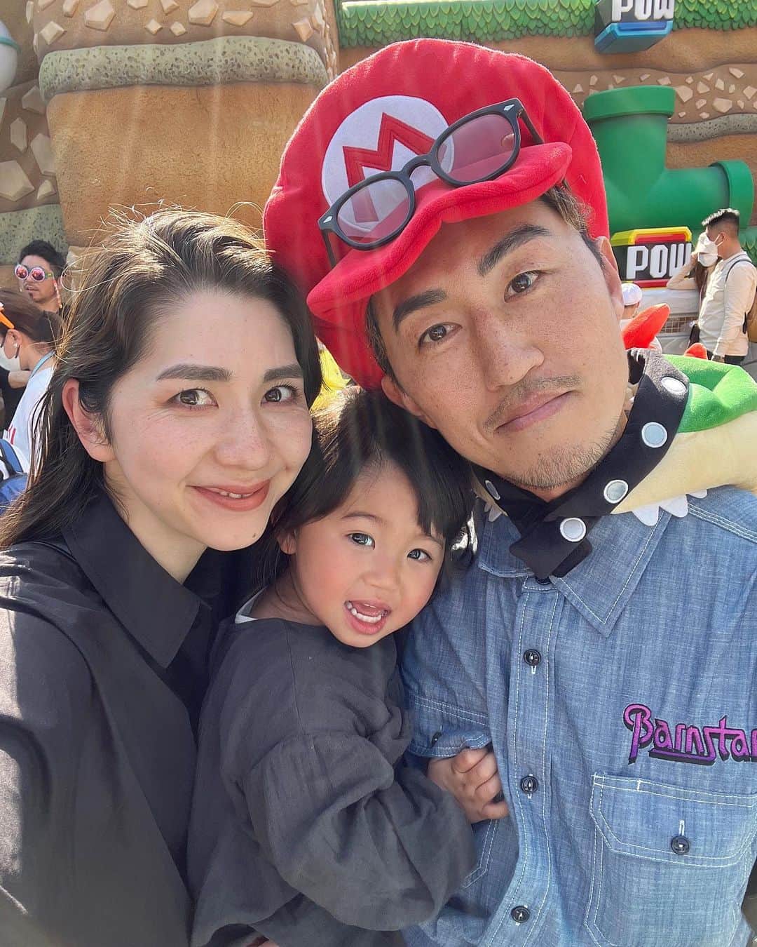 山崎秀晃のインスタグラム：「何世代にも受け継がれる任天堂さんの視察に行ってきました🍄 ありがとうございました！ #大阪」