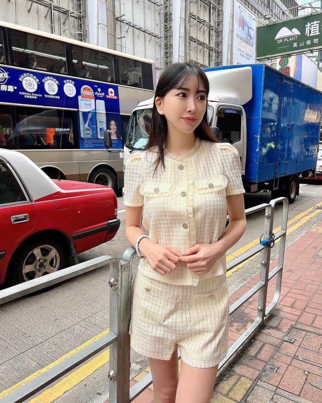 南杏奈さんのインスタグラム写真 - (南杏奈Instagram)「🇭🇰🍴💕  #hongkong #mongkok #picoftheday #fashion #ootd #setup #bubblefashion」4月4日 20時45分 - anna1031__