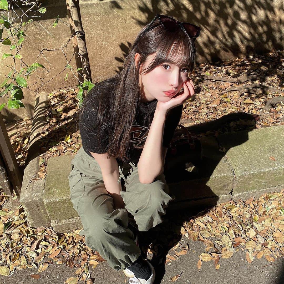 藤川らるむのインスタグラム：「お昼は暖かいのに夜は寒くて服装わかんない😕笑⁡ ⁡ ⁡ ⁡ ⁡ ⁡ ⁡   ⁡ ⁡ ⁡ 여자 #𝘧𝘰𝘭𝘭𝘰𝘸ｍ𝘦 #𝘧𝘰𝘭𝘭𝘰𝘸𝘦𝘳 #女孩 #섹시한 #𝘧𝘢𝘴𝘩𝘪𝘰𝘯 #ı𝘯𝘴𝘵𝘢𝘨𝘰𝘰𝘥 #𝘱𝘩𝘰𝘵𝘰𝘰𝘧𝘵𝘩𝘦𝘥𝘢𝘺 #𝘢𝘳𝘵 #𝘤𝘶𝘵𝘦 #𝘴𝘵𝘺𝘭𝘦 #𝘮𝘦 #패션스타그램 #セルフィー #𝘪𝘨𝘦𝘳𝘴𝘫𝘱 #𝘴𝘦𝘭𝘧𝘪𝘦 #팔로우환영 #란제리 #속옷 #น่ารักจัง #ใสใส#สคใส #ยิ้ม #คําคม  #สาวออฟฟิต#ถกและดีมือนจริง #สาวออฟฟิศ  #ディーゼル」