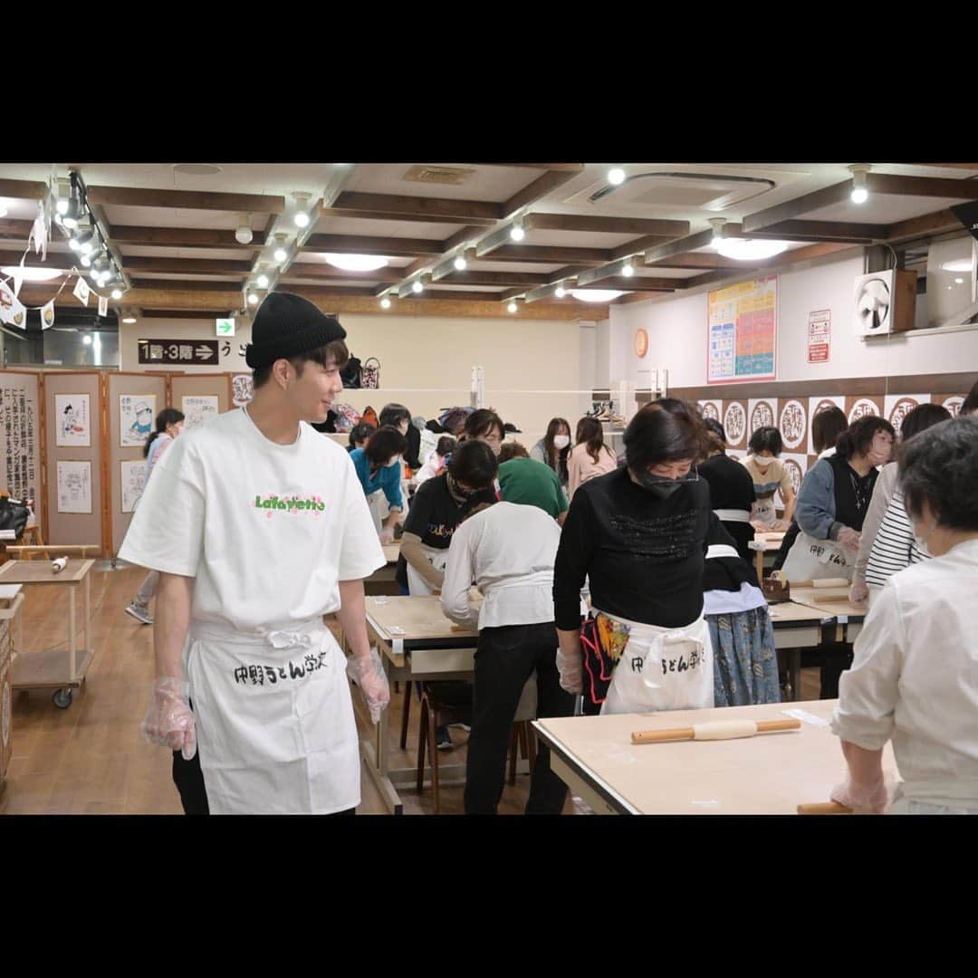 中澤卓也さんのインスタグラム写真 - (中澤卓也Instagram)「一泊二日のファンミーティング in 香川県！無事に終了しました🚌✨ いやぁ、天気も良かったし楽しかったね🤤✨ 思い出もたくさん、みんなありがとう！ 今月は伊香保へ向かうファンミーティングもあります、そっちに来てくれるみんなもよろしくね〜🤤👍  #ファンミーティング #香川県 #こんぴらさん #中野うどん学校 #みんなありがとう #楽しかったね #handsmade #陽はまた昇る #中澤卓也」4月4日 21時22分 - takuya_nakazawa.118