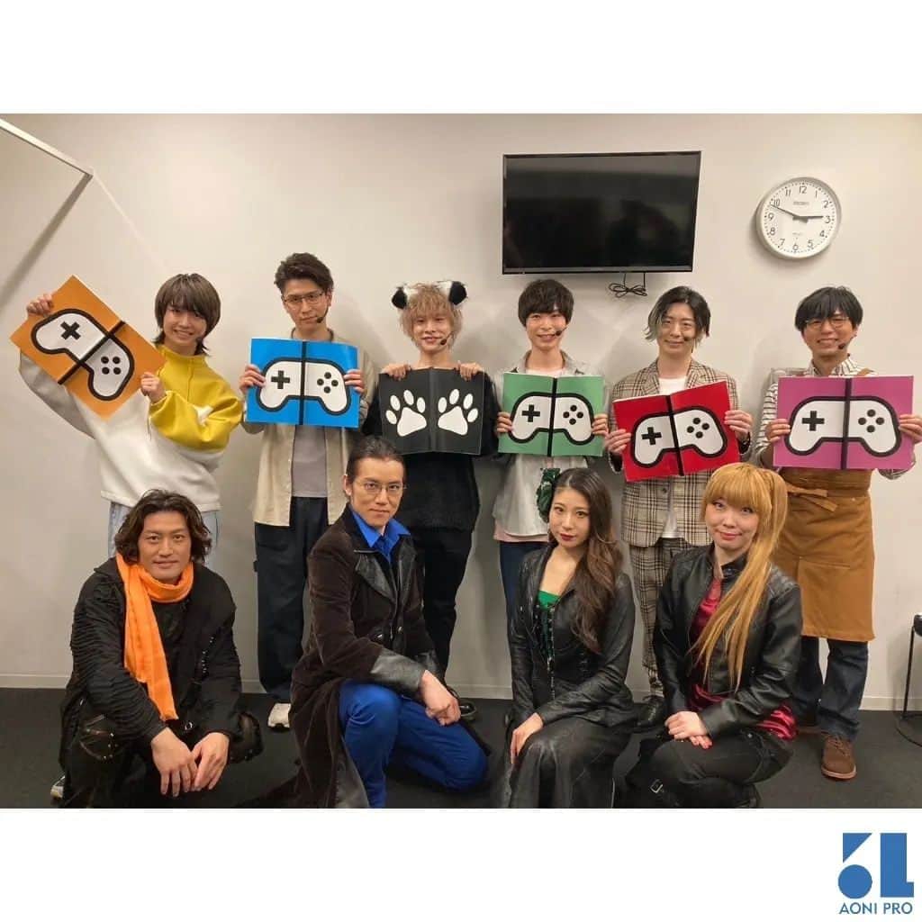 神谷浩史のインスタグラム：「「著作権」→ →https://twitter.com/aoni_official/status/1643227164958167041?t=eV7aoRdkD_sAjsPlvV7SzA&s=19  【Kiramune Presents READING LIVE「5コントローラーズ+1」2023版】 〈2023/4/1(土)2(日)@立川ステージガーデン〉  #Kiramune #神谷浩史 #KamiyaHiroshi」