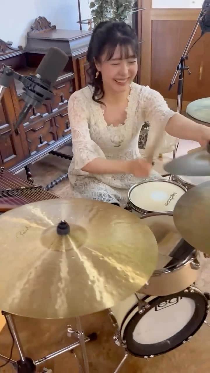 新倉瞳のグルメインスタ