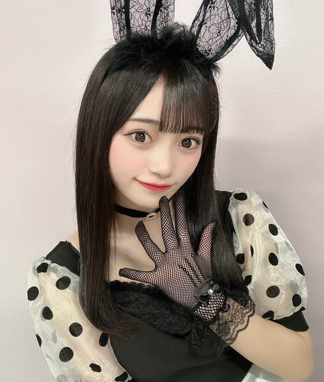 夢乃心咲のインスタグラム：「︎ ︎︎︎︎︎ ︎ ︎︎︎︎︎ 🐰 🖤  #アイドル #idol #名古屋#おーえすけー #jk2 #sjk #jkブランド#うさぎコスプレ #06 #拡散希望 #fyp#like4like #follow」