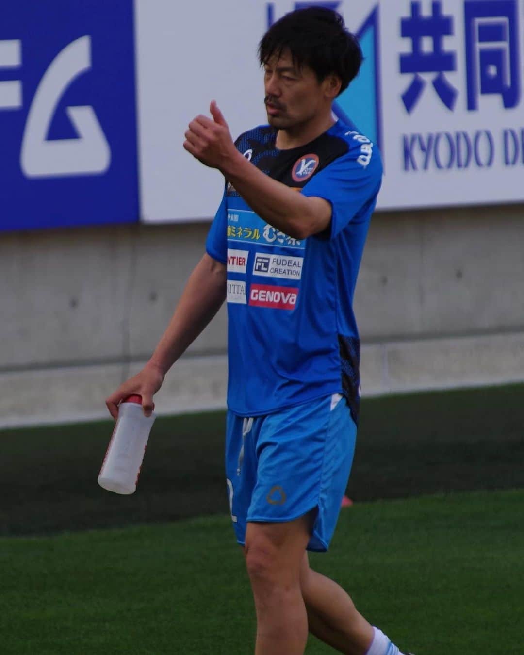 松井大輔のインスタグラム：「もらった写真のせまーす。 次は勝つ。 足りないのは強者のメンタル  いいサッカーはしている。  #game #j3 #強者 #メンタル #ハート」