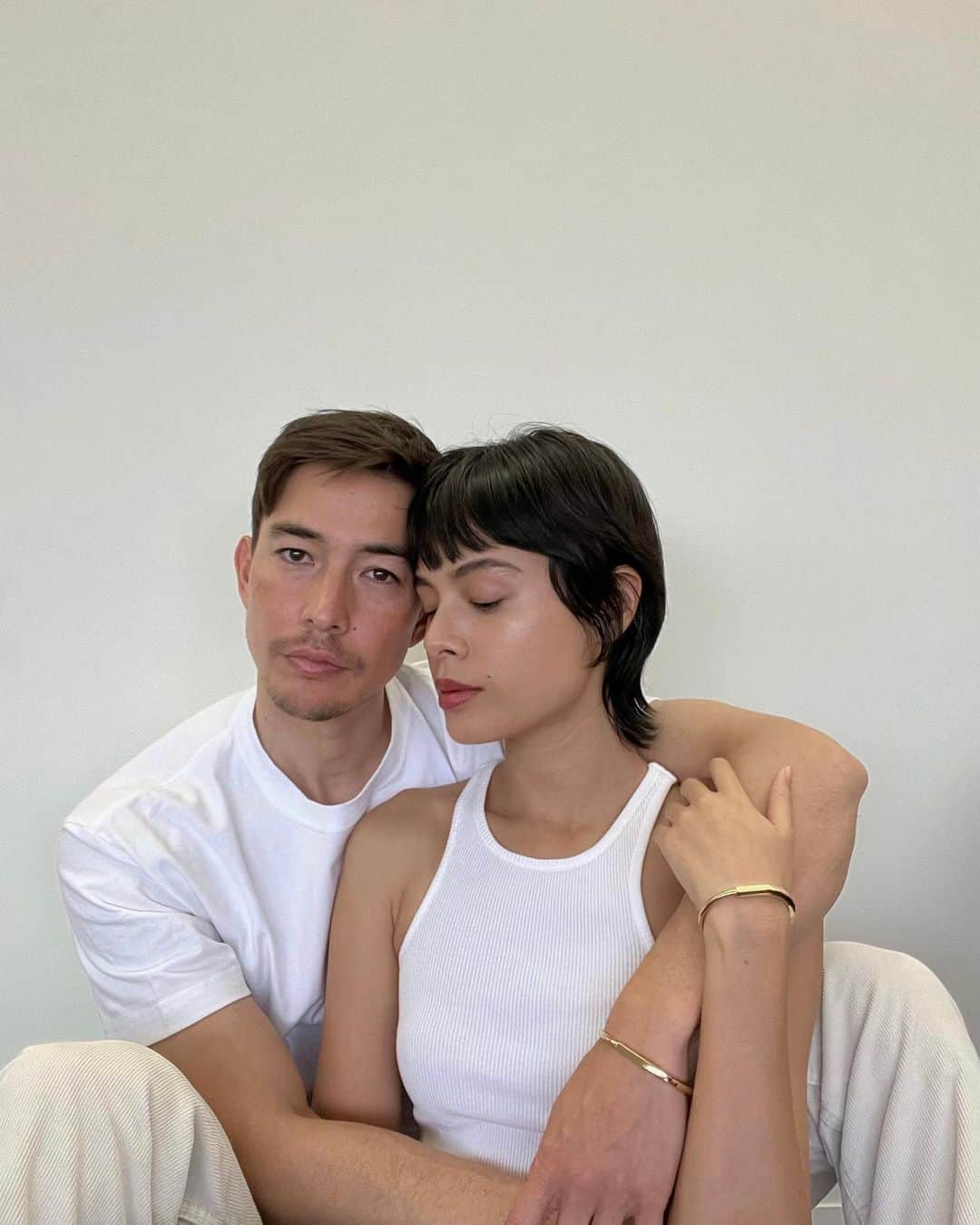 大屋夏南のインスタグラム：「Locked in love with you @sen_mitsuji_official 🔗  #Tiffanyandco #LockWithLove #TiffanyPartner」