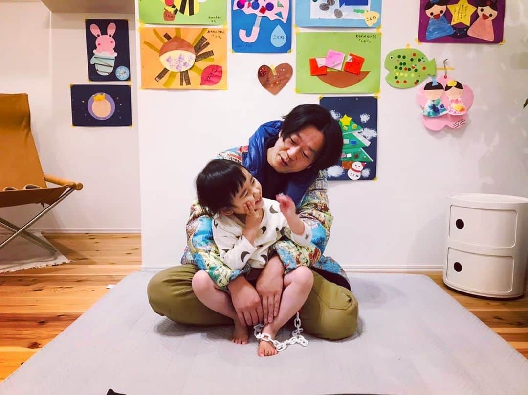 のインスタグラム：「姪っ子との3コマ」