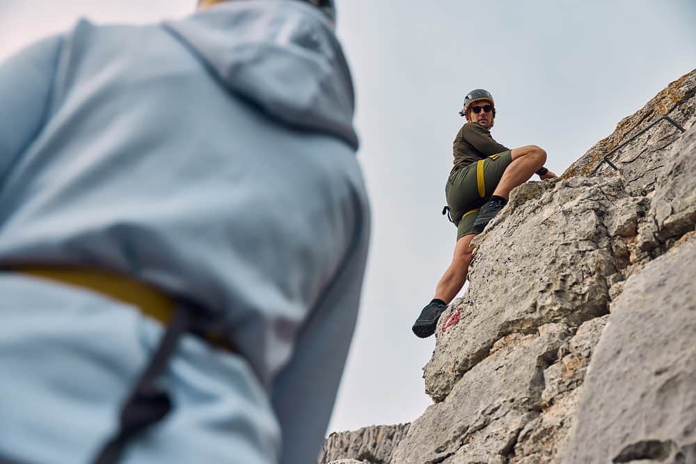 テンソンのインスタグラム：「Spring is coming up and with it outdoor adventures! We headed to Hvar Island and went Ferrata climbing – what an epic adventure! The Via Ferrata starts above the steep vineyards of Svets Nedjelja and ends on the plateau just below Hvar Islands highest peak – The Sveti Nikola (62 above sea level). Via Ferrata was created by Miroslav Stec who together with his team spent countless hours to make an unforgettable experience. On the top you will experience a majestic panorama and an adrenaline rush from the idyllic cliffs above the Adriatic Sea. The highlight of the route is the heart-pumping and breath-taking walk over the hanging bridge of Sveti Spiridion, just look at those images🙌   For more info please contact: cliffbase@cliffbase.com  📍 Hvar Island Via Ferrata, powered by Cliffbase   #tenson1951 #theswedishoutdoorbrand」