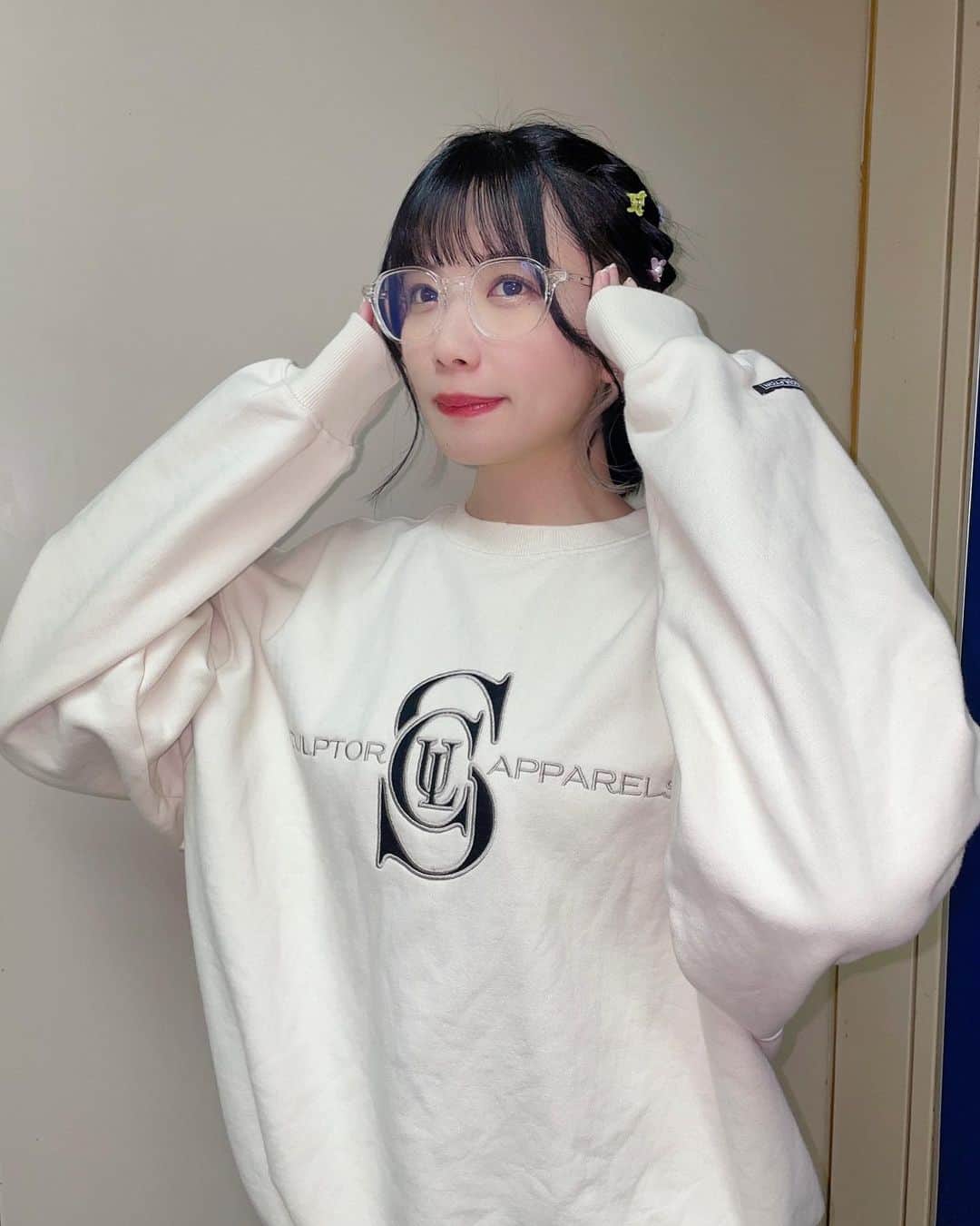 高萩千夏さんのインスタグラム写真 - (高萩千夏Instagram)「大阪名古屋オフショットだよ〜  大阪公演後にさんばかで食べたポッピン🍦🍬 名古屋で通りかかったラーメン屋さんのマスコット🐢 大阪お土産で買ったアロエジェルはバッグで…🤯😨😢  な、オフショットでした。」4月4日 23時13分 - chinatsu_takahagi_uug2ki