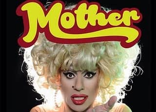 ジョン・キャメロン・ミッチェルさんのインスタグラム写真 - (ジョン・キャメロン・ミッチェルInstagram)「All hail the Mother! We’ve somehow lost a pillar of San Francisco drag @heklina. The caustic, hilarious Madame of SF Drag, the creator of #Trannyshack aka #Mother, which sprang from the Bay Area hippie/theater/punk/performance art ethos of the #Cockettes and #AngelsOfLight. She was also my great companion in the first months of the lockdown in Palm Springs. We shared hand sanitizer, made lockdown zoom shows, watched Golden Age Hollywood films, and generally had a damn hoot at her lovely Cat City house with her bff/sister/neighbor @clammyfaye. Bless her and her legacy.」4月4日 23時07分 - johncameronmitchell