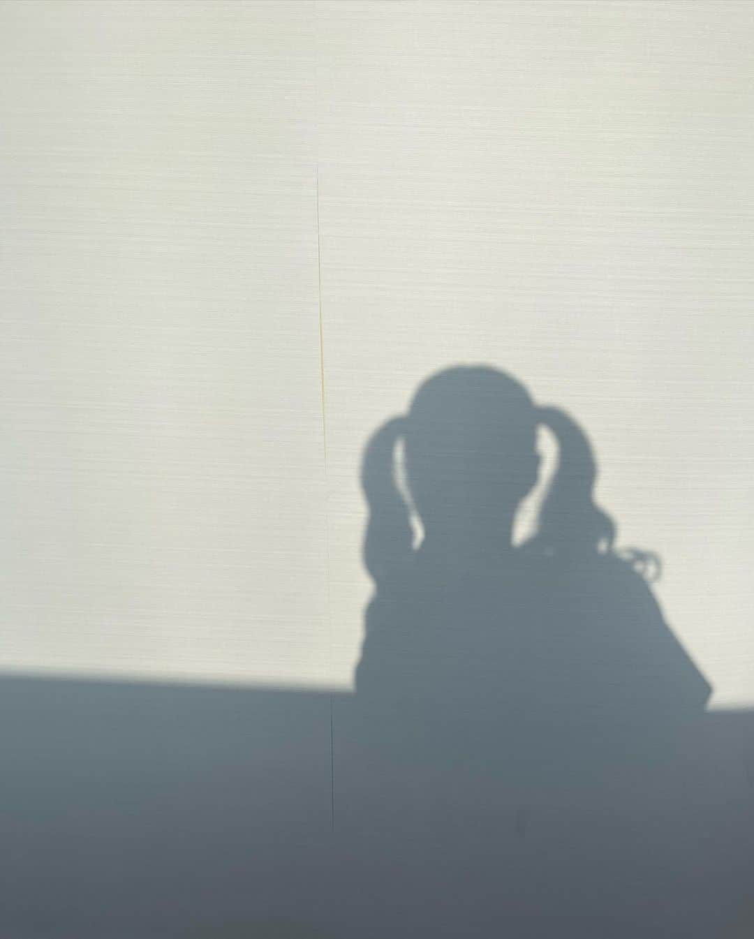 坂本 愛玲菜さんのインスタグラム写真 - (坂本 愛玲菜Instagram)「ぶりぶり…😮👧🏻🎀」4月4日 23時27分 - erena_hkt48