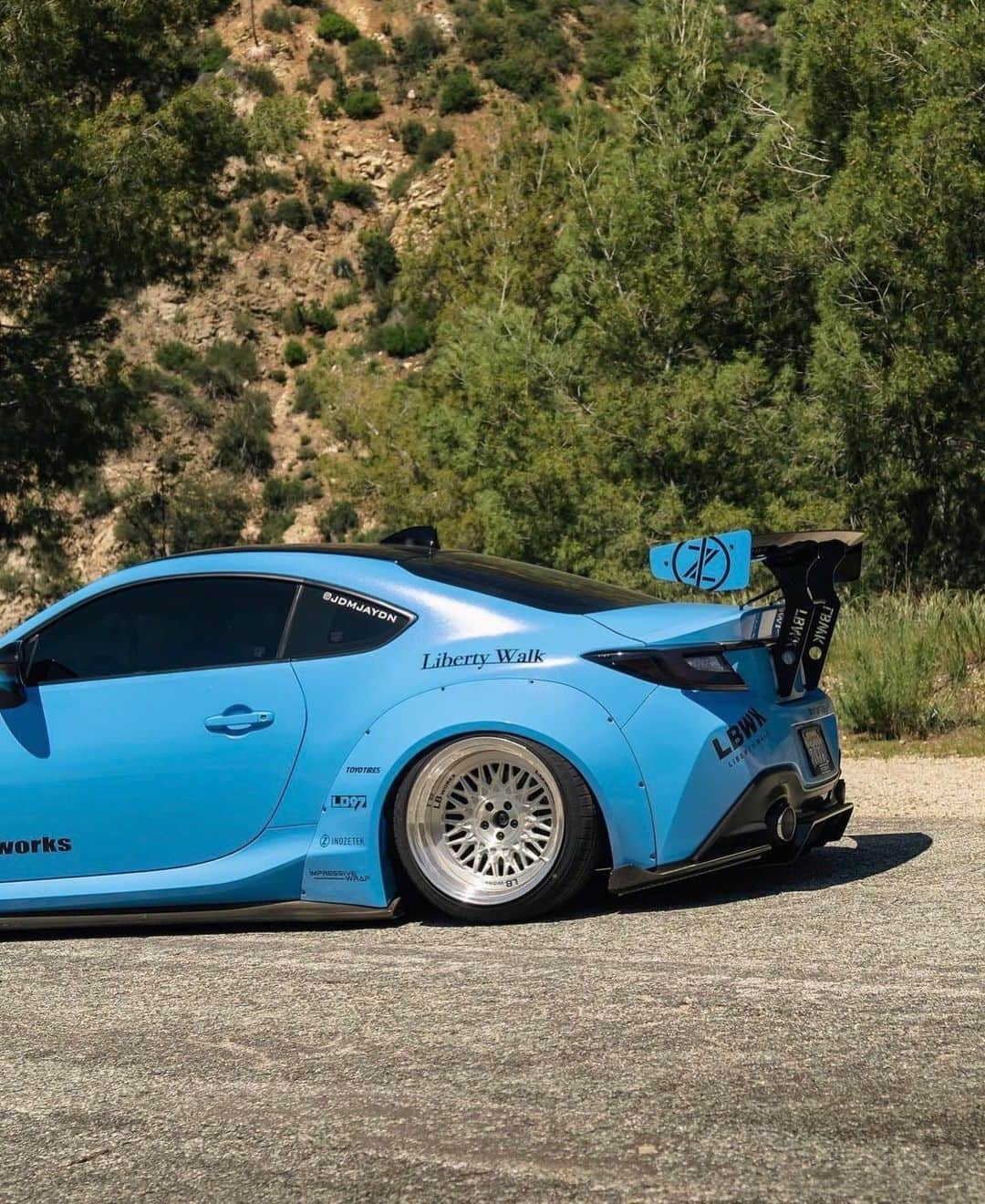 Wataru Katoさんのインスタグラム写真 - (Wataru KatoInstagram)「First lb★nation TOYOTA GR86(ZN8) in USA 🇺🇸  It looks pretty cool !! And love this special color ! Owner : @jdmjaydn  Special thanks to @jdmjaydn & @libertywalk.usa & @ltmw & @michael.lee_____ & @inozetek & @greg.inozetek & @impressivewrap & @seanpervak & @2dope_jzz & @impressivejeff !! #gr#toyota#toyotasupra #toyotatacoma #toyotacamry #toyotaindonesia #gr86#stance#86#ltmw#yokohamatires #bull#toyota86」4月5日 0時16分 - libertywalkkato