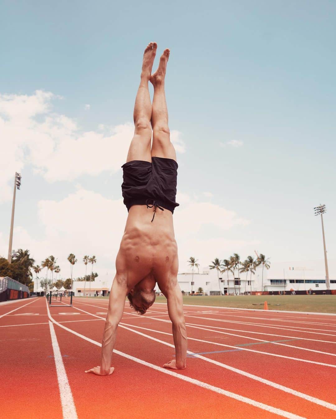 ケビン・マイヤーのインスタグラム：「Thanks @univmiami for the last 2 weeks 👌🏼」