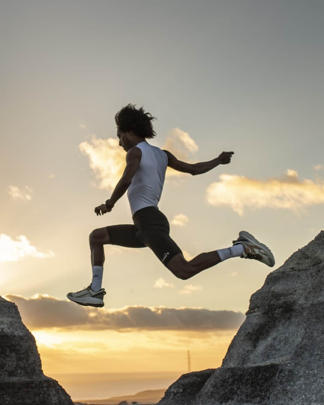 ディアドラのインスタグラム：「Performance meets sustainability. The Volo ACBC running shoe is made with recycled, responsibly harvested, and renewable material.  Head to the link in bio to discover more.  #diadora #diadorarunning @acbc.official」
