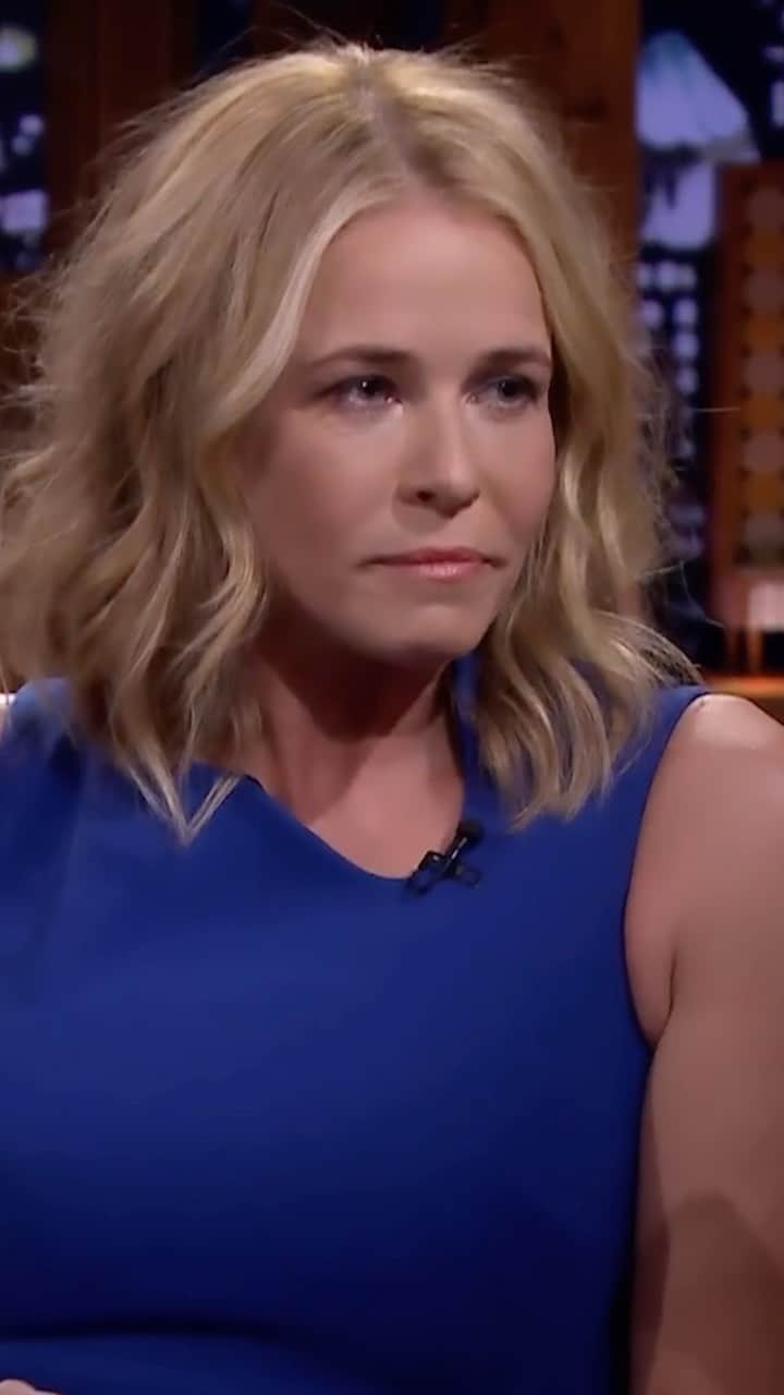 チェルシー・ハンドラーのインスタグラム：「Truth or dare.」