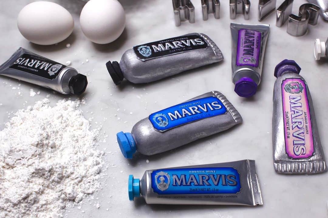 Marvis®️ Official Partnerさんのインスタグラム写真 - (Marvis®️ Official PartnerInstagram)「More to share from the Marvis cake photoshoot 📸🎂 #sweettooth #isitcake」4月5日 2時06分 - marvis_usa