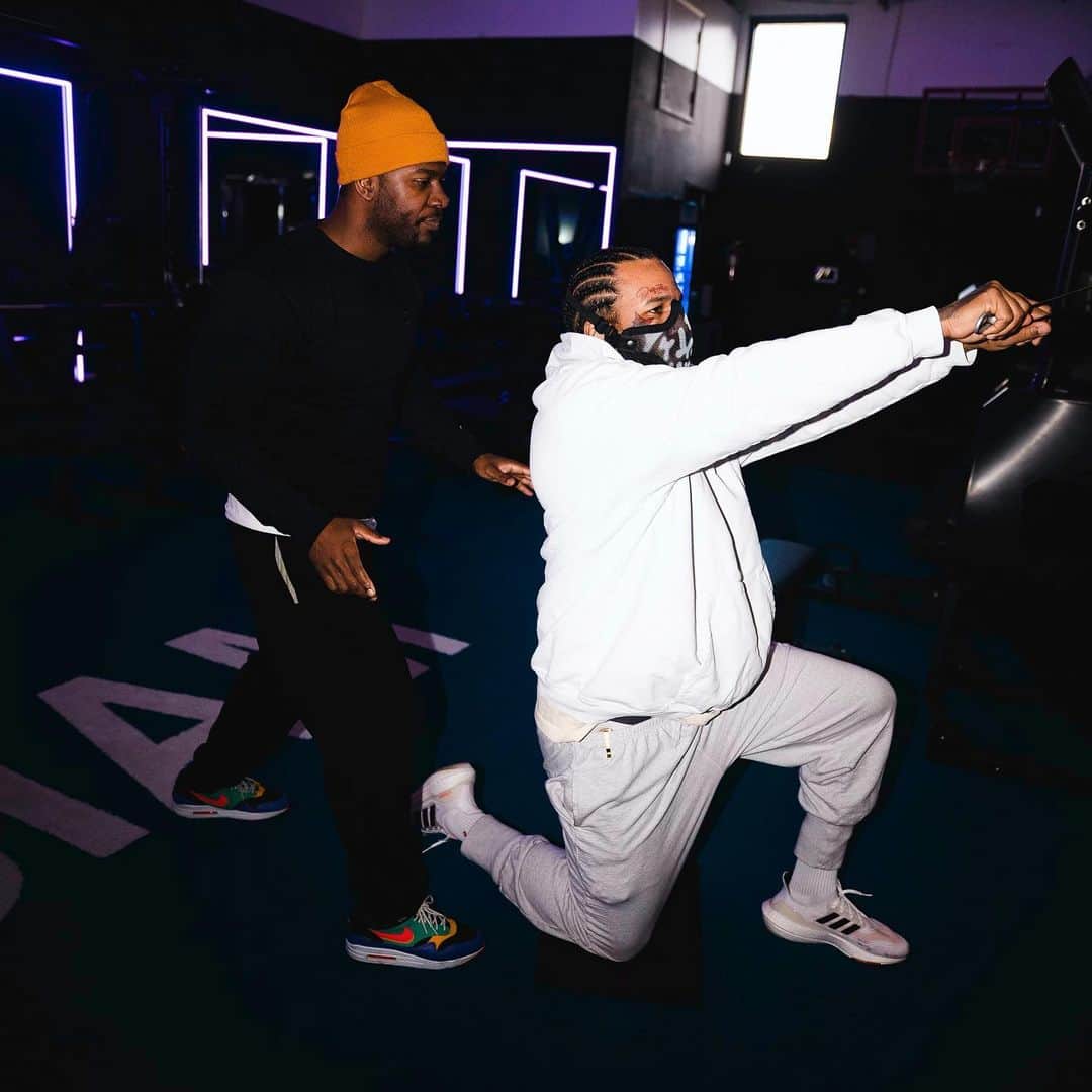 ゲームさんのインスタグラム写真 - (ゲームInstagram)「No skips like a classic album. @fitnessiam 💪🏾」4月5日 4時41分 - losangelesconfidential