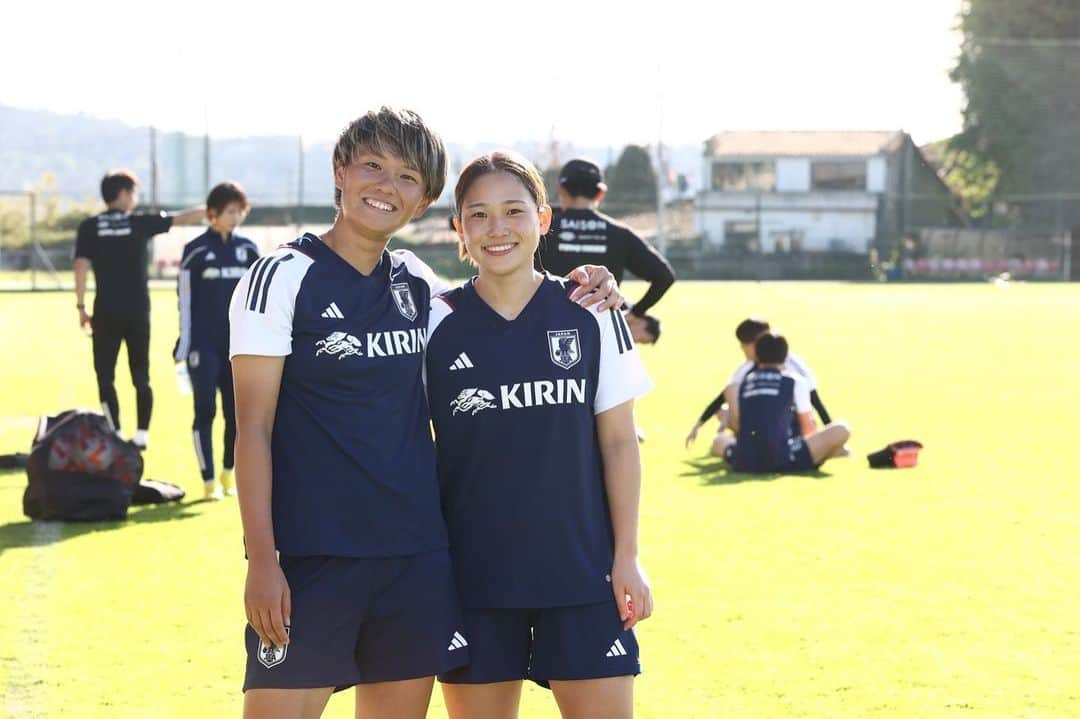 南萌華さんのインスタグラム写真 - (南萌華Instagram)「ポルトガルで代表合宿がスタートしています⚽️  今日はトレーニングに、カズさんとカズさんのチームメイト、そして宮間さんがきてくださいました😳 激励のお言葉をいただいたので、より一層引き締めて頑張りたいと思います💪  短い期間なので、1日1日を大切に全力で取り組んでいきたいと思います💪  ©︎JFA #なでしこジャパン #nadeshiko」4月5日 5時02分 - moeka_1207