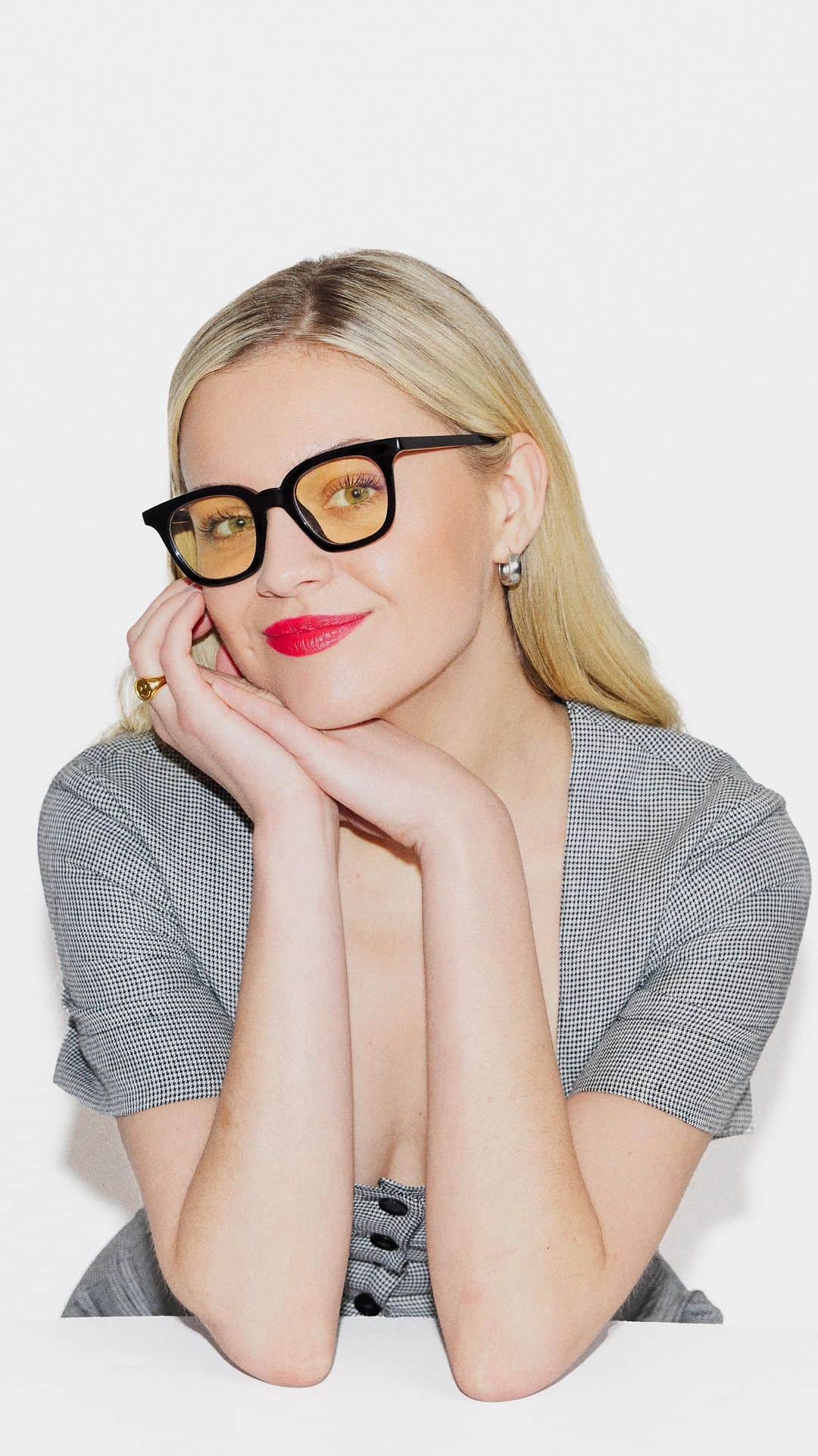 Kelsea Balleriniのインスタグラム：「Letting the guardrails go. @kelseaballerini talks to @kelleighbannen on #TodaysCountry about sharing her truth on ‘Rolling Up the Welcome Mat’ and the learning lessons she experienced making the EP.」
