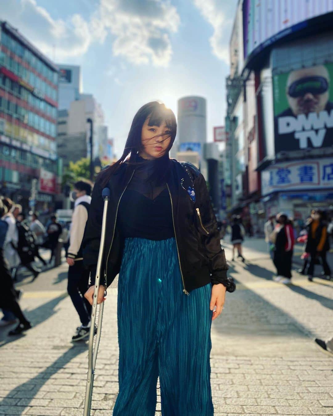 愛星ゆうな（まなせゆうな）さんのインスタグラム写真 - (愛星ゆうな（まなせゆうな）Instagram)「久しぶりに渋谷に来たよ。 街は全然変わらなかったけど海外からのツーリストがたくさんだった。 東京・渋谷って日本を代表する場所なんだなぁと改めて思った。  #まなせゆうな #プロレス #ぽちゃじょ #ぽわじょ #グラマープリンセス #yunamanase #prowrestler  #prowrestling #realsize #plussize #midsize  #chubby #mybodymyrules #bopo #BodyNeutrality #ガンプロ #ガンジョ #GanPro #GanJo」4月5日 6時13分 - yunamanase