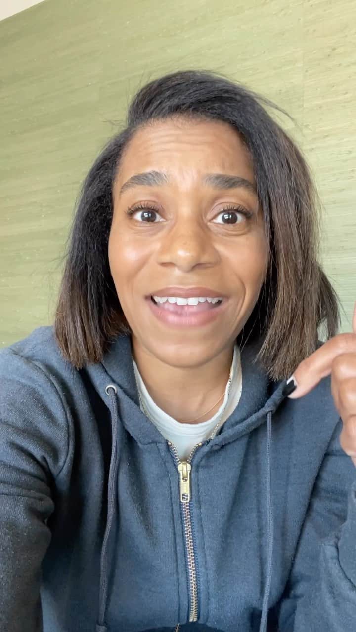 Kelly McCrearyのインスタグラム：「Wisconsinites… today is the day to VOTE VOTE VOTE for @janetforjustice!!! Polls are open until 8pm! The people of WI deserve a fighting chance at fair maps, bodily autonomy, and elected officials who will act in the interests and represent the desires of the majority of WI residents! You can make that happen today!! You got this!! ♥️ #forward」