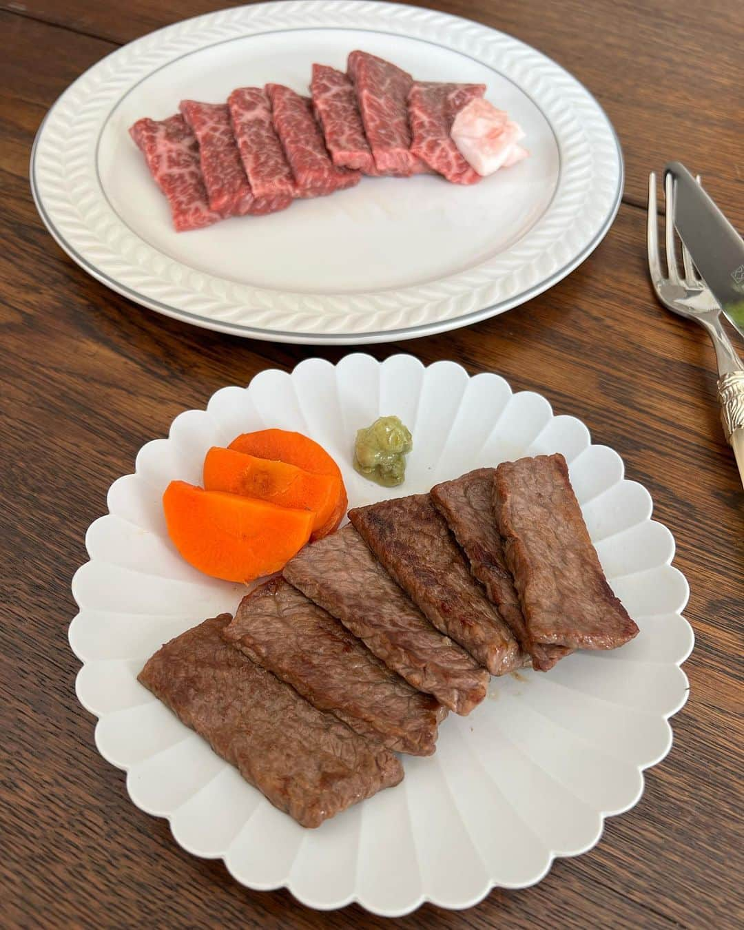 早川愛さんのインスタグラム写真 - (早川愛Instagram)「🥩❤️  朝からサクッとおにくー🥩❤️ 牧場直営の玉家のお肉、 神戸ビーフの焼肉用のモモ肉🥩❤️ @tamaya0615   神戸牛は脂肪が少なくて赤身の部分が多いので、お肉本来の味がたのしめます✨ 柔らかくて癖もないから子供からお年寄りまでたのしめるお肉だよ✨ ふるさと納税サイトさとふるに出品しているお礼品でおススメです❣️  ・  #PR #牧場直営店玉家#玉家#ふるさと納税 #さとふる #さとふる玉家 #返礼品 #ご当地グルメ#太子町 #神戸ビーフ #赤身肉 #焼肉」4月5日 8時11分 - megumegu_1006