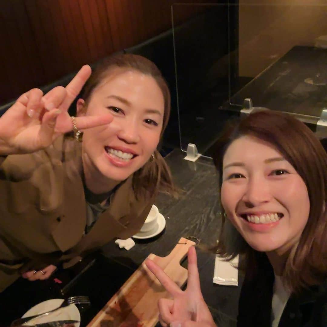 上田桃子さんのインスタグラム写真 - (上田桃子Instagram)「𝕆ℕ𝔼 𝕆𝕂 ℝ𝕆ℂ𝕂🎸❤️‍🔥 Live最高でしたっ❤︎  何もかもかっこよかった🔥🔥🔥 あーーー最高だっ❤️‍🔥‼️  @kanochan715 ちゃん 連れてってくれて あんがと😎🔥‼️  #oneokrock #東京ドーム #2023#最後がっつり立ち上がるの遅れた #ライブ後がっつり食べる女達」4月5日 9時17分 - momoko3030