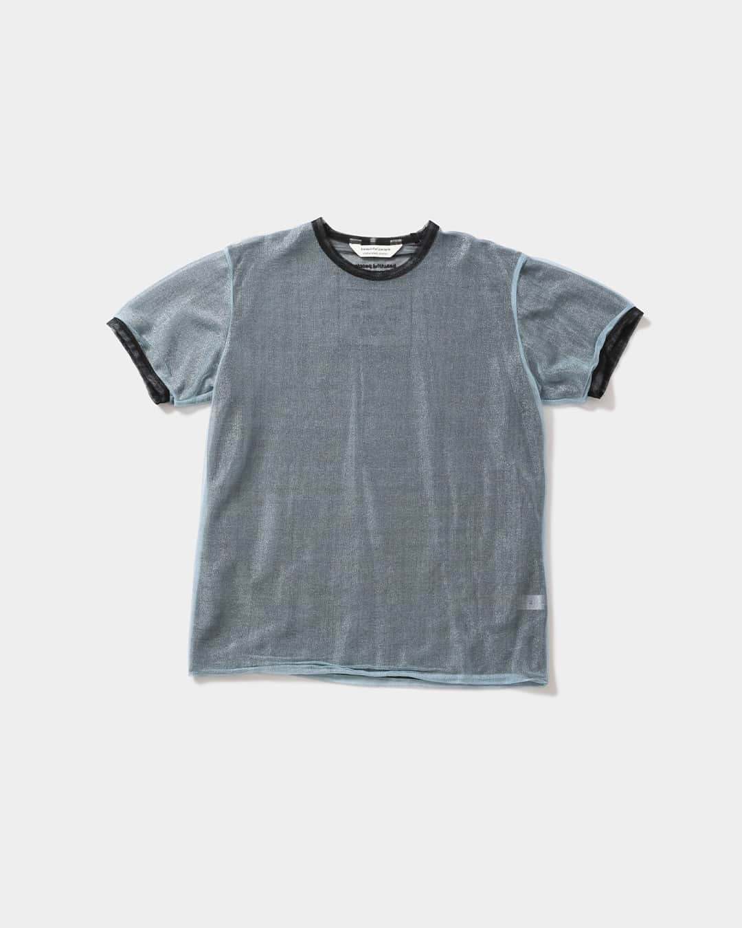 ビューティフルピープルさんのインスタグラム写真 - (ビューティフルピープルInstagram)「Spring 2023 Collection ⁠ Side-C Vol.8.5 "Originality"⁠ ⁠ □ bright jersey reversible ringer T-shirt⁠ 透け感を活かしたレイヤードで、表と裏で色が変化するリバーシブルリンガーTシャツ。裏側の生地とバインダーの色を合わせることで、表側では配色見えのリンガーTに、裏側では単色見えで着用可能に。後ろ下に配置したBIG品表刺繍がポイント。 通常は切れてしまうほどの極細番手のナイロン糸を繊細なフライス編みした職人技の光る逸品。  Made in delicate milling fabric in extra-fine nylon yarn. ⁠ Reversible ringer T-shirt in different colours from front to back, sheer layered construction with colour combinations. The washing label is embroidered as a design detail at the centre back near the neckline. ⁠ Genderless and an easy-styling piece for summer. ⁠ ⁠ color: blue×blk/red×blue⁠ size: 150/170/190/200⁠ ⁠ ___⁠ ⁠ ⁠【beautiful people 直営店舗⁠】⁠⁠⁠⁠ ⁠ ■Online store⁠ www.beautiful-people.jp⁠ ⁠ ■Global Online store⁠ www.beautiful-people-creations-tokyo.com⁠ ⁠ ■ 青山店⁠⁠⁠⁠ 東京都港区南青山3-16-6⁠⁠⁠⁠ ⁠⁠⁠⁠ ■ 新宿伊勢丹店（ @restyle_tokyo_isetanmitsukoshi ）⁠⁠⁠⁠ 東京都新宿区新宿3-14-1 伊勢丹新宿店本館2階⁠⁠⁠⁠ TOKYOクローゼット/リ・スタイルTOKYO⁠⁠⁠⁠ ※三越伊勢丹リモートショッピングアプリからもお問い合わせ可⁠ ⁠⁠⁠⁠ ■ 渋谷PARCO店（ @parco_shibuya_official ）⁠⁠⁠⁠ 東京都渋谷区宇田川町15-1 渋谷パルコ 2F⁠⁠⁠⁠ ⁠⁠⁠⁠⁠⁠⁠⁠※メンズ対応サイズ展開中⁠ ⁠ ■ ジェイアール名古屋タカシマヤ店（@style_and_edit_nagoya ）⁠⁠⁠⁠ 愛知県名古屋市中村区名駅1丁目1番4号 ジェイアール名古屋タカシマヤ4階　モード＆トレンド「スタイル＆エディット」⁠⁠⁠⁠ ⁠⁠⁠⁠ ■⁠阪急うめだ店⁠⁠ (@hankyumode )⁠⁠⁠ 大阪府大阪市北区角田町8番7号 阪急うめだ本店 3階　モード⁠⁠⁠⁠ ⁠ ___⁠ ⁠ #beautifulpeople⁠⁠⁠ #ビューティフルピープル⁠⁠⁠ #creationstokyo⁠ #23PS #23Spring⁠ #SideC ⁠ #DOUBLEEND⁠ #ダブルエンド⁠ #Originality⁠ #リバーシブル⁠ #sheer⁠ #summertop⁠ #reversible⁠ #2way」4月5日 9時55分 - beautifulpeople_officialsite