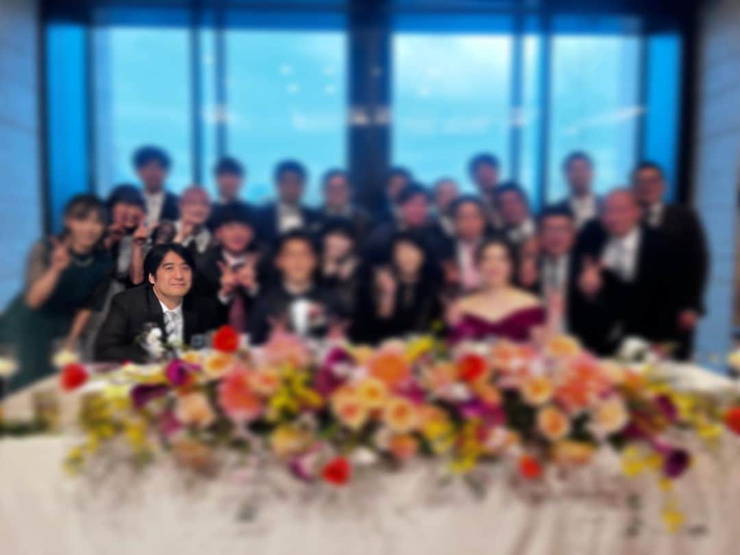 佐久間宣行のインスタグラム：「ラジオを聞かないとわからないシリーズ  ゴッドタンPの結婚披露宴  #佐久間宣行ann0  #誰が顔出しOKでNGかわからないので全部消す #ゴッドタンスタッフでの集合写真数年ぶりだなー #オークラさんは後ろの右から4番目 #この写真撮った20分後にVTRが流れて全員泣く」
