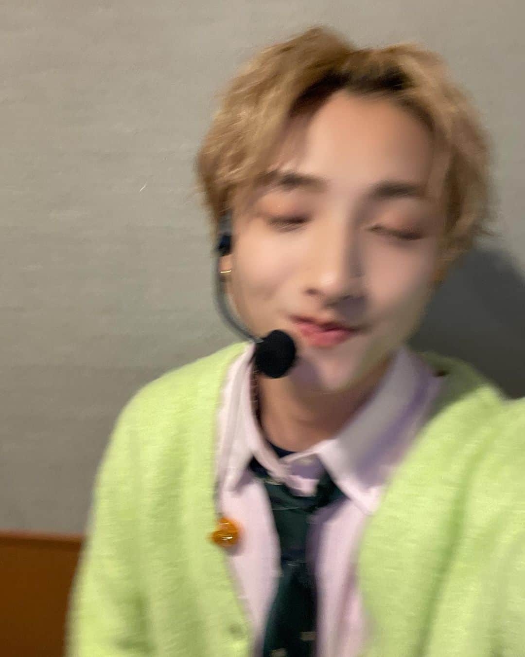 FUMIYAさんのインスタグラム写真 - (FUMIYAInstagram)「バディフェス大阪、東京公演全て無事終了しました〜👏👏🥰  今回はいつものワンマンライブとは一味違って、よりBUDDiiSらしいイベントが出来たんじゃないかな？っと思っています！🤭  そして、今年の初の単独イベントで、声出し解禁ということで凄く感慨深いものがありました😌  やっぱりみんなと一緒に歩んでるんだなって改めて強く感じました！☺️  バディのみんな、いつもありがとう🙏  次は初の屋外ワンマン！！  それだけじゃなくて、その先にある景色もみーーんなで見ようね！👀  最高でした😋  #BUDDiiS #バディ  #FUMIYA  #バディフェス」4月5日 22時20分 - 10_fumiya.official_03