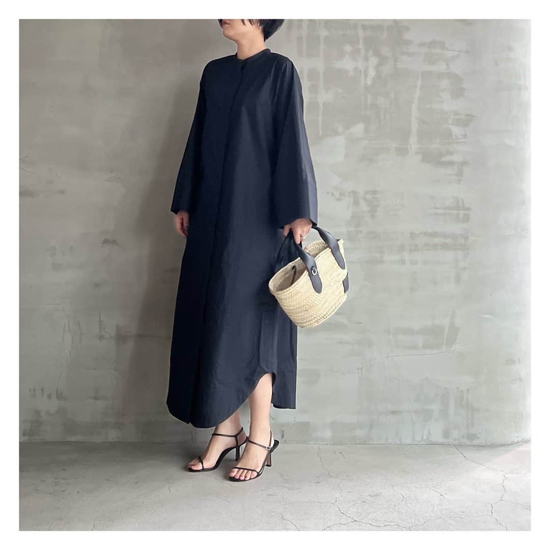 エリオポールのインスタグラム：「2023 Spring Collection  Dress  59.400yen / BY MALENE BIRGER  Ref: 13022003014BN Color: Black Siz: 38  店舗にてお電話による通販対応も承っております。  HELIOPOLE代官山店  03 3770 6438  HELIOPOLE 札幌店  011 209 5455  HELIOPOLE 広島店  082 542 7033   @heliopole_official #HELIOPOLE  #エリオポール @bymalenebirger #BYMALENEBIRGER」