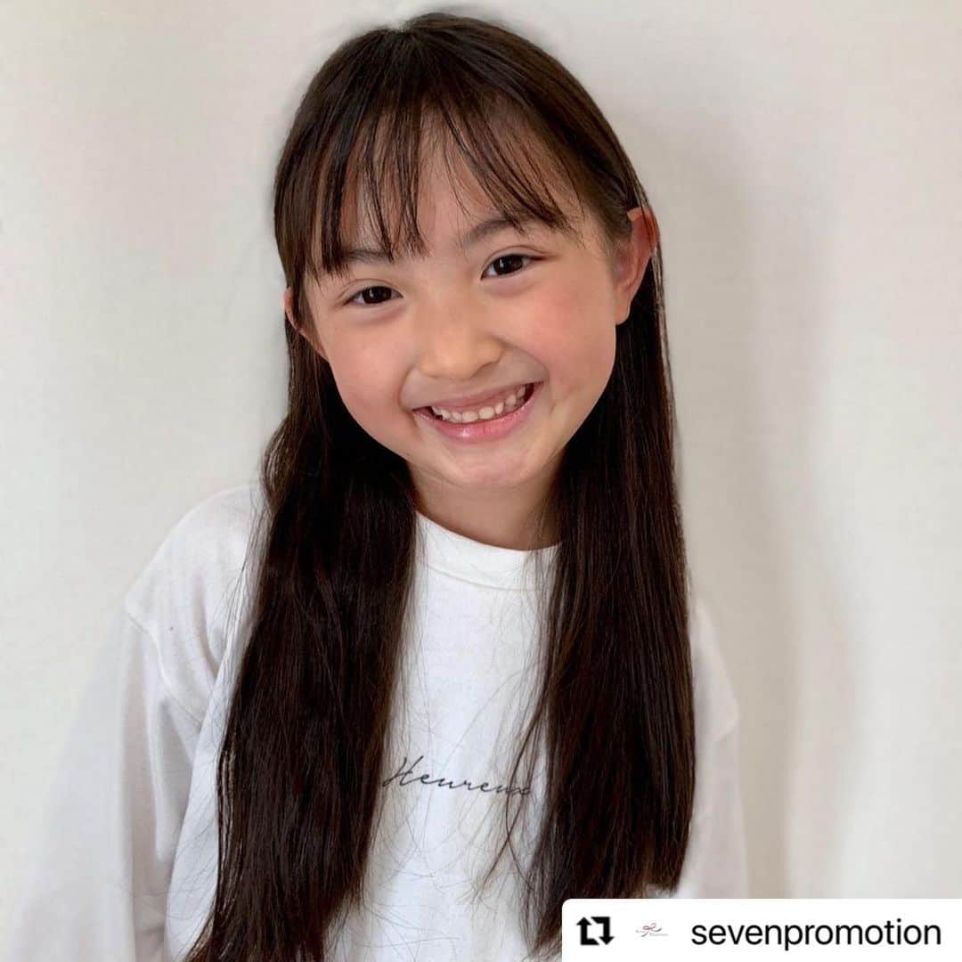 satomiさんのインスタグラム写真 - (satomiInstagram)「#Repost @sevenpromotion with @use.repost ・・・ りいな🎀 なれない衣装での撮影でしたが、しっかりと練習し挑みました✨️  ⋈♡*｡ﾟ⋈♡*｡ﾟ⋈♡*｡ﾟ⋈♡*｡ﾟ⋈♡*｡ﾟ ＊ ＊ #セブンプロモーション #サステナビリティ #SDGs #子役事務所 #子役 #りいな」4月5日 20時57分 - riina.93