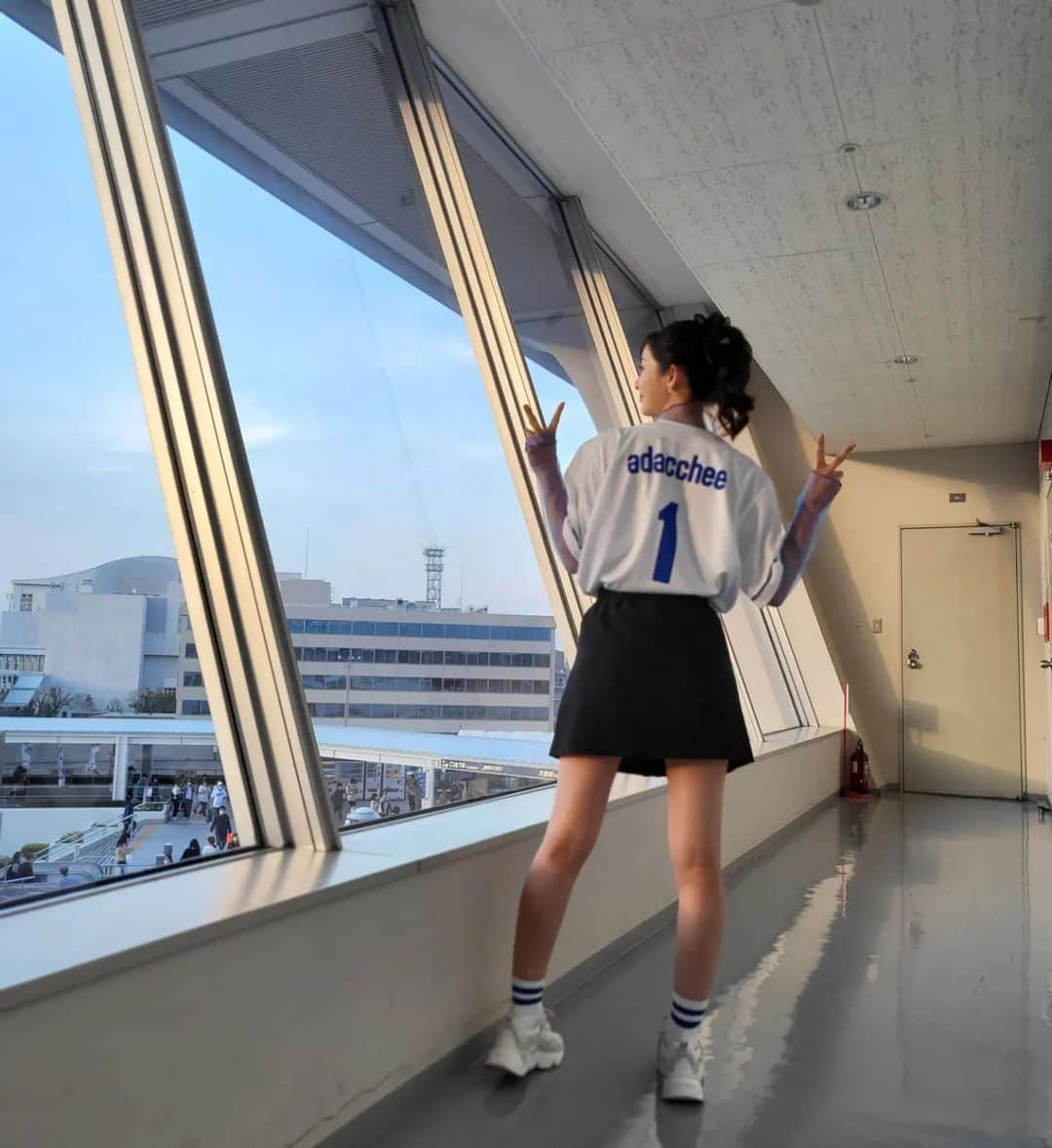 足立梨花さんのインスタグラム写真 - (足立梨花Instagram)「始球式⚾  #中日ドラゴンズ #グランマの憂鬱 #東海テレビ #始球式」4月5日 21時07分 - adacchee