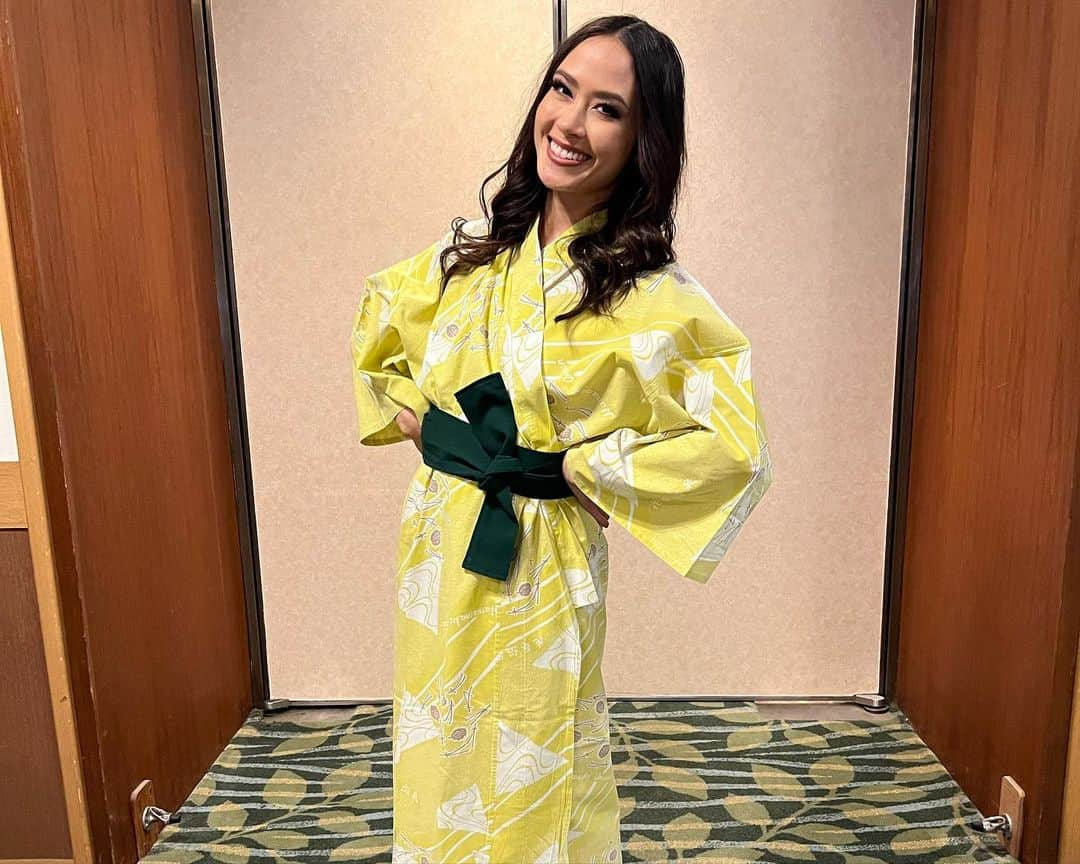 マディソン・チョックさんのインスタグラム写真 - (マディソン・チョックInstagram)「Iwate, you were wonderful!! From the fans, to the food, to the onsen, and onward on  the bullet train 🚄 😄✌🏼 it was an unforgettable experience! Next stop, Yokohama! 🎌 #soifamily」4月5日 21時38分 - chockolate02