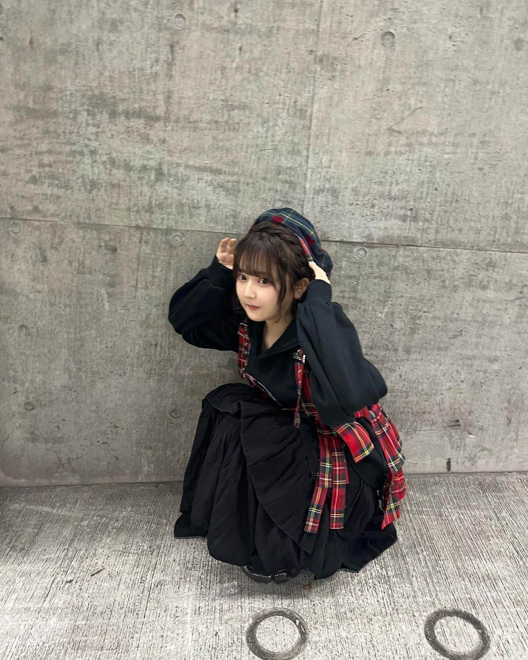 のインスタグラム：「組織の中ではなるべく静かにこじんまりいたいです😌  シンデレラフェス、ドキドキでしたが会いに来てくださった方ありがとうございました(幸)！」