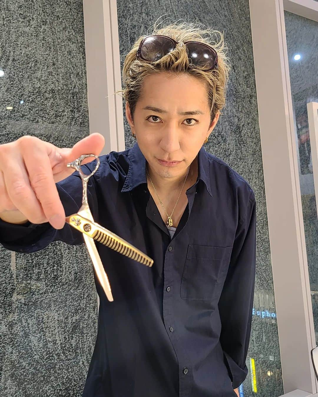 松本拓馬さんのインスタグラム写真 - (松本拓馬Instagram)「@royal_master_scissors  いつもありがとうございます✂ . #ロイヤルマスターシザーズ」4月5日 22時13分 - takuma_matsumoto_