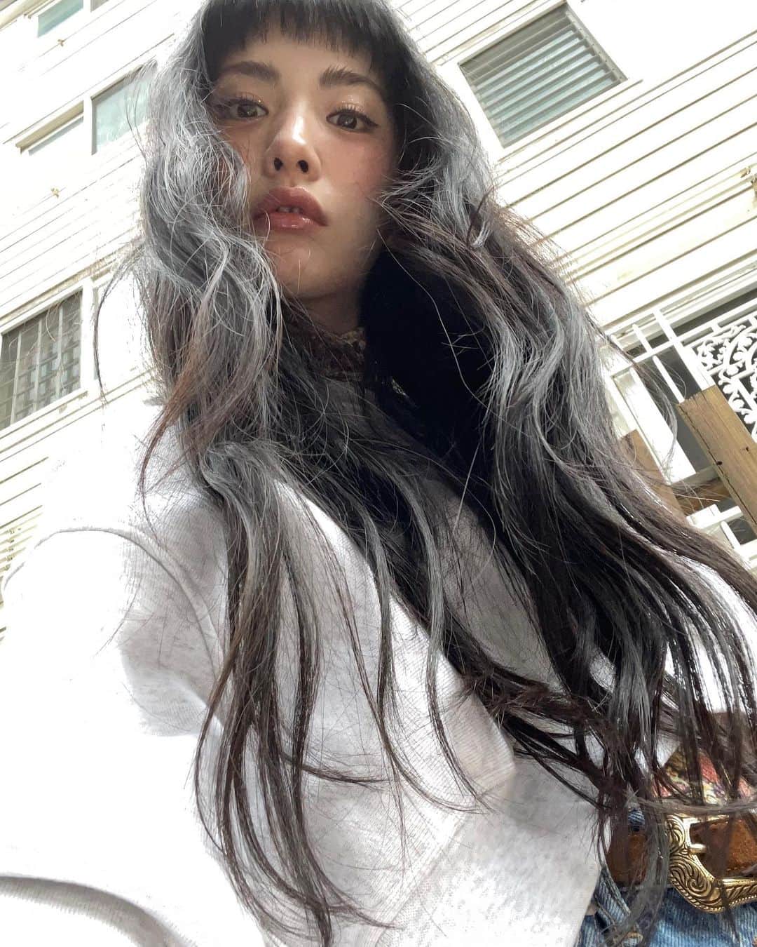 ナナ さんのインスタグラム写真 - (ナナ Instagram)「볼빨간나나 🍑 🍒 🌿 ☂️」4月5日 13時20分 - jin_a_nana