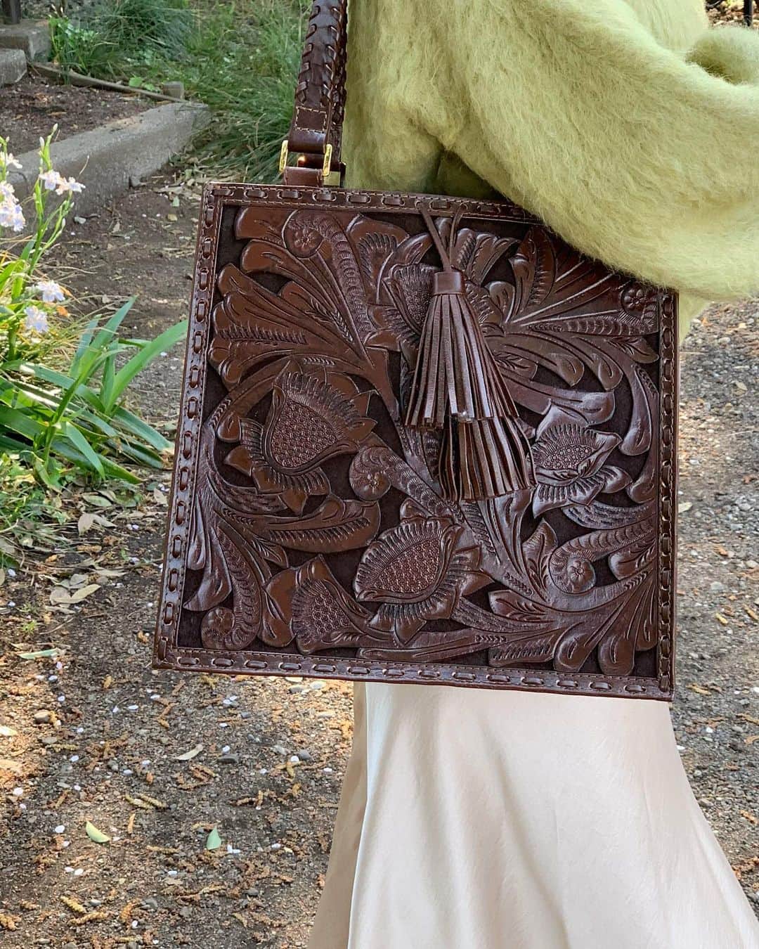 細沼紗花のインスタグラム：「One of my favorites bag…🐂👜♡」
