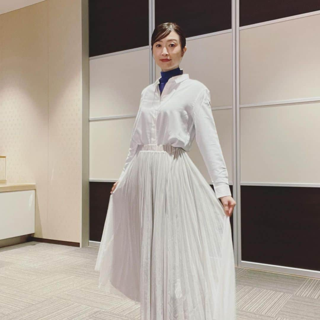 木谷有里さんのインスタグラム写真 - (木谷有里Instagram)「インタビュー衣装  北陸中日新聞のCM見てね☺️  ヘアメイク　@i.masumi  衣装 @asumi_ogawa   #北陸中日新聞 #北陸中日新聞アンバサダー  #木谷有里」4月5日 15時00分 - kitani_yuri